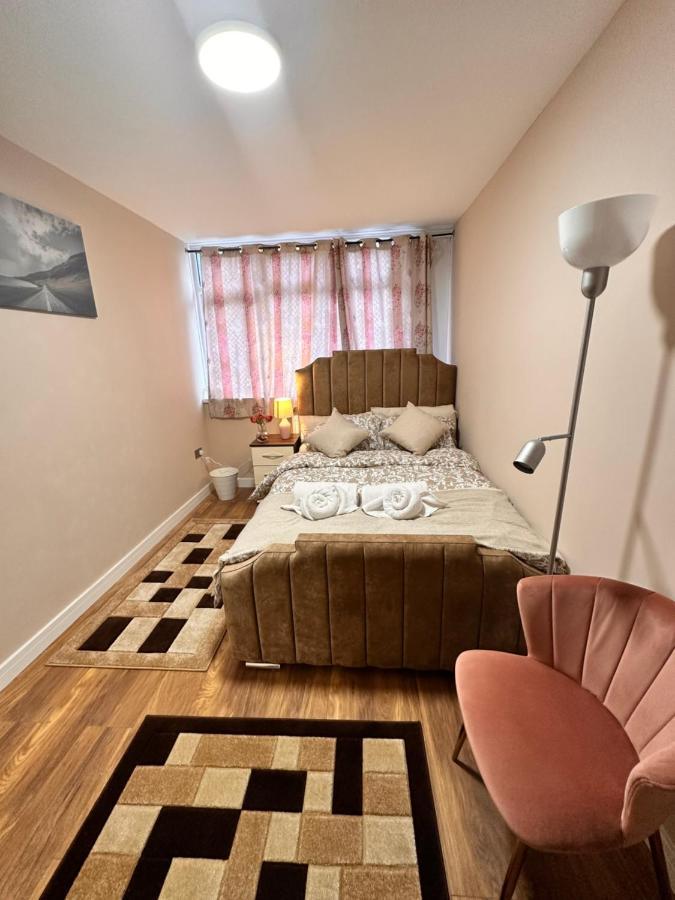 Canary Wharf Single Double And En-Suite Rooms London Kültér fotó