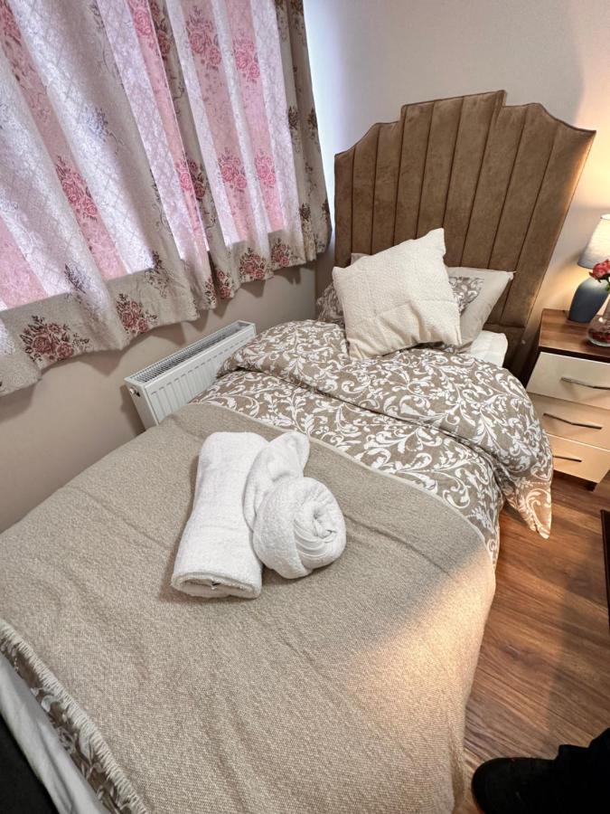 Canary Wharf Single Double And En-Suite Rooms London Kültér fotó