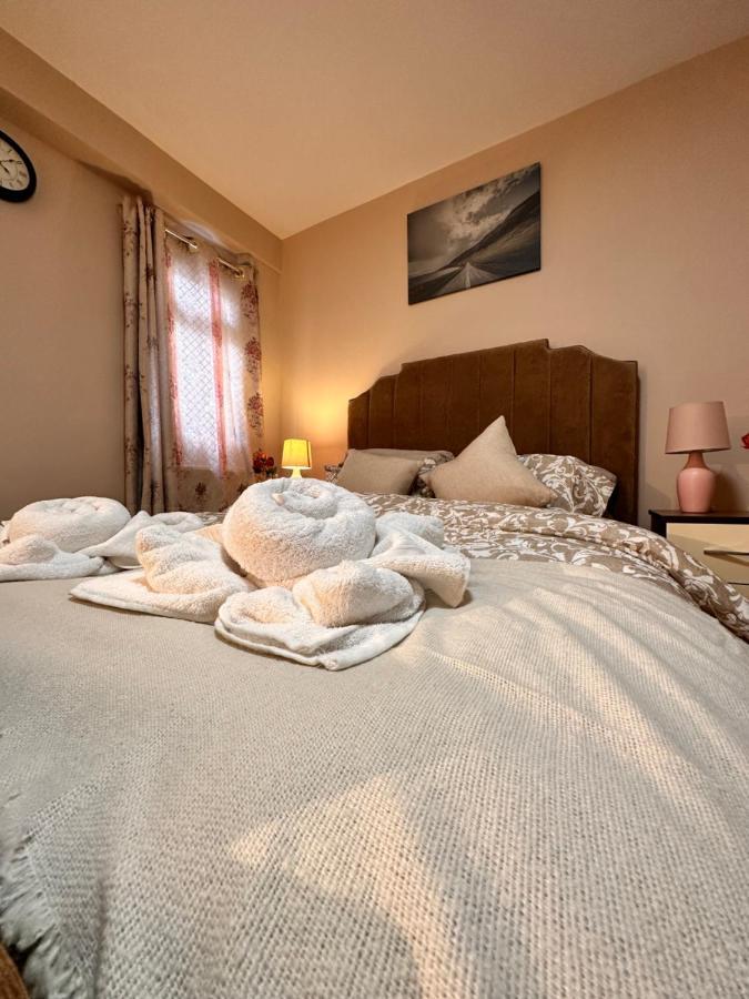 Canary Wharf Single Double And En-Suite Rooms London Kültér fotó