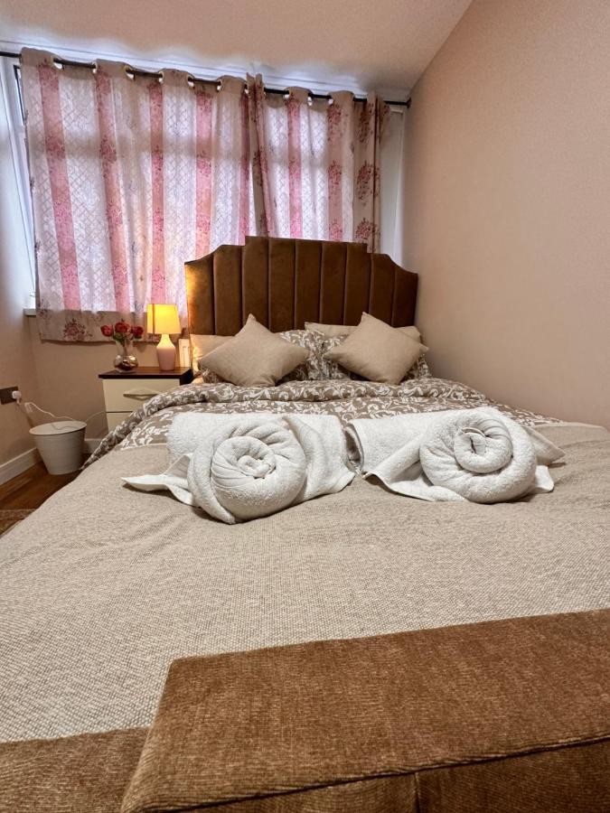 Canary Wharf Single Double And En-Suite Rooms London Kültér fotó