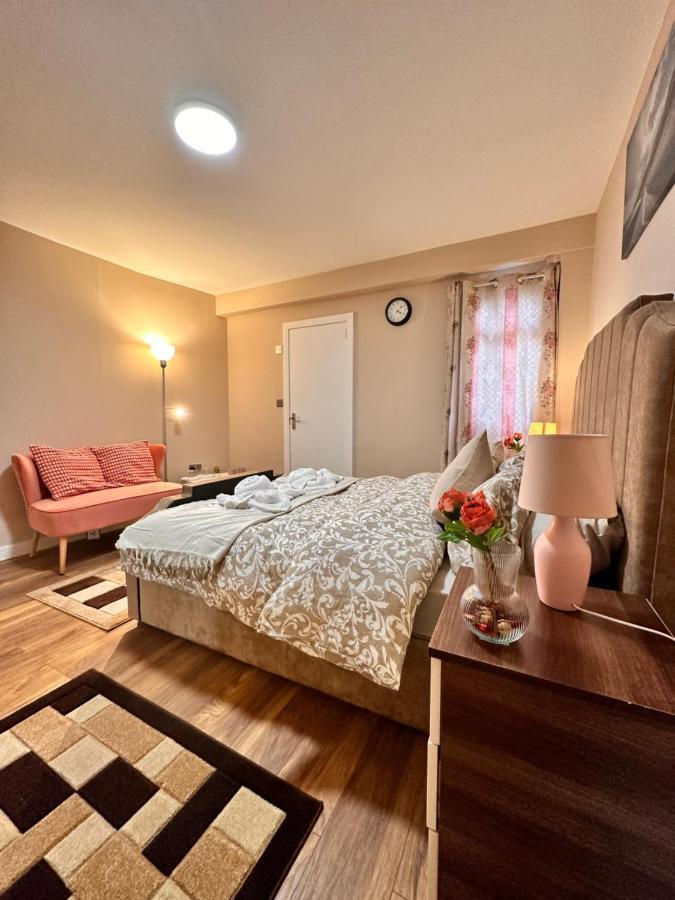 Canary Wharf Single Double And En-Suite Rooms London Kültér fotó